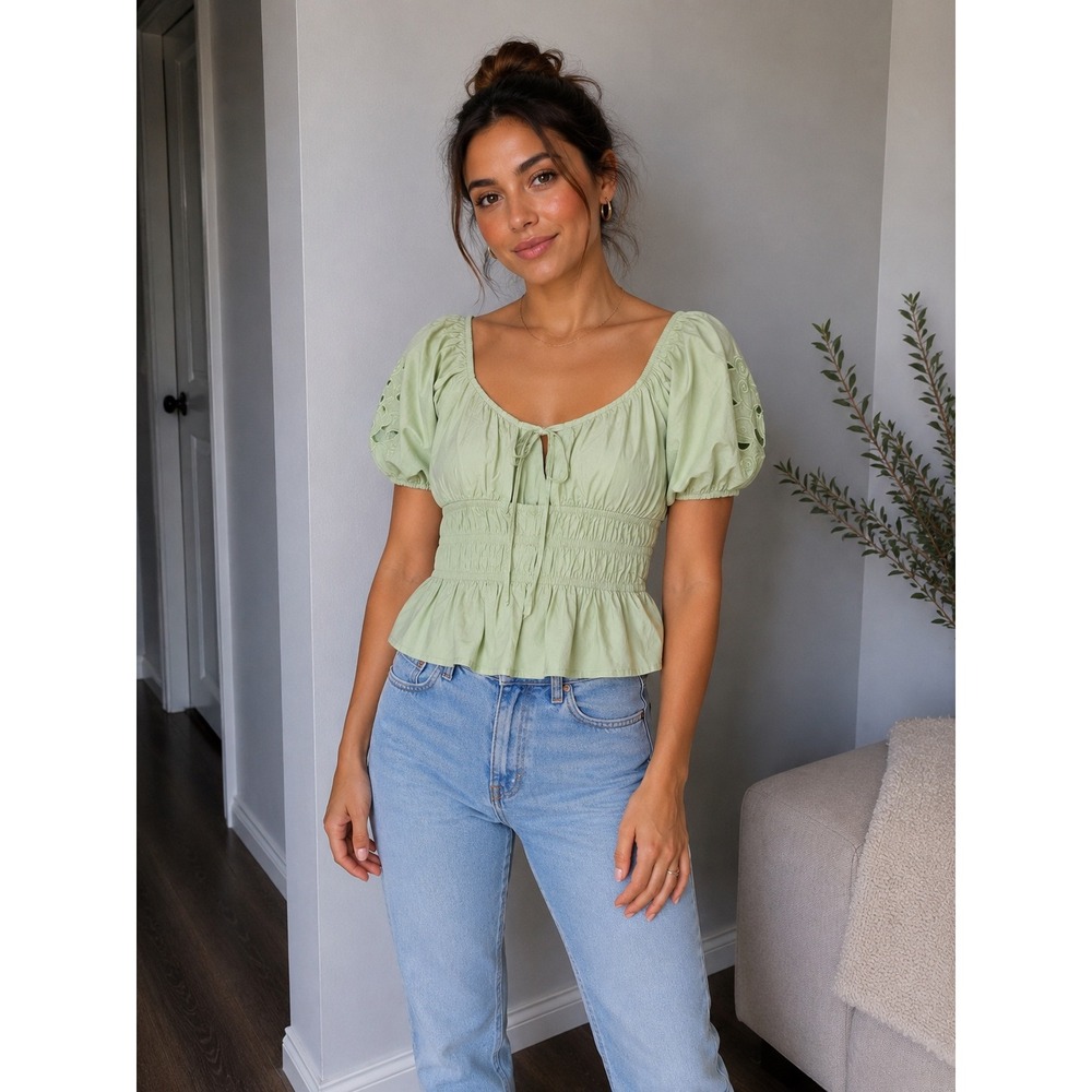 Trixxi Sage Green Puff Sleeve Smocked Eyelet Peplum Top XS 12CE410ZBD